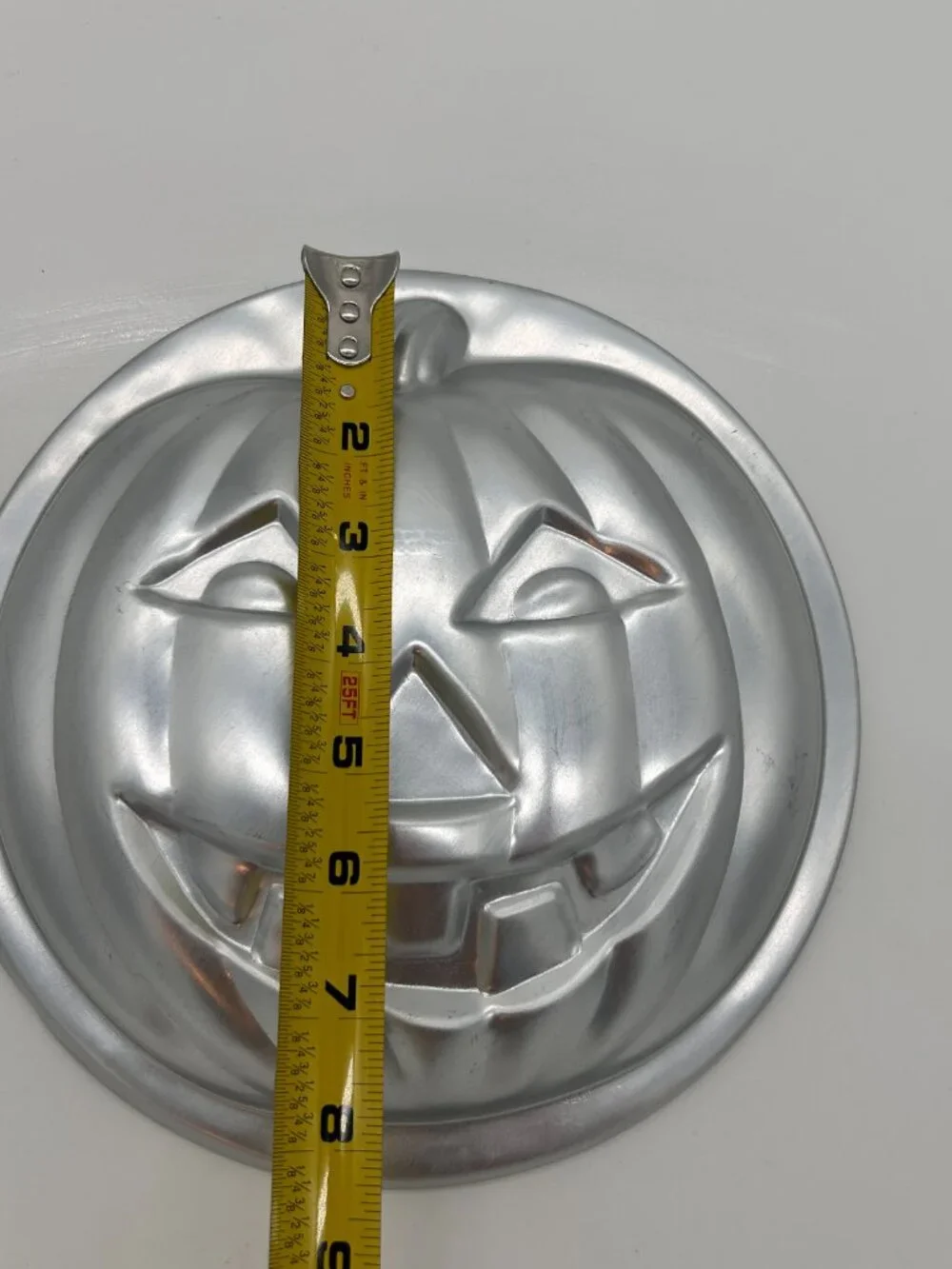VTG 1975 Wilton Pumpkin Cake Pan 9